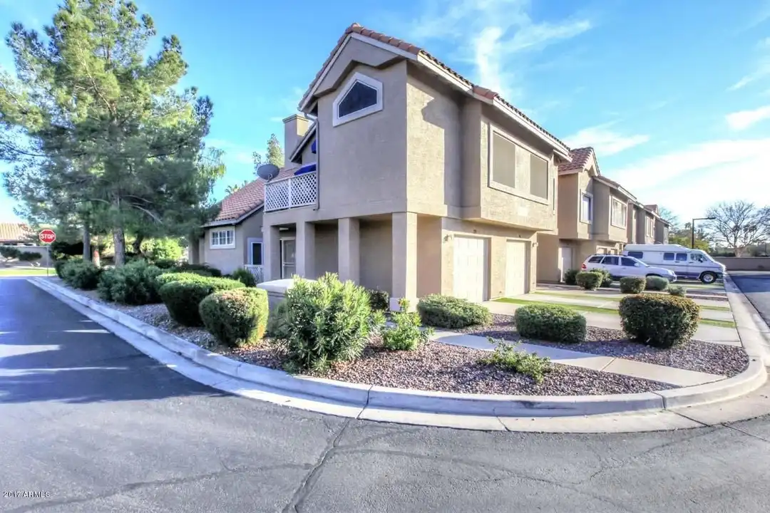 1633 E Lakeside Dr #129 - View 4
