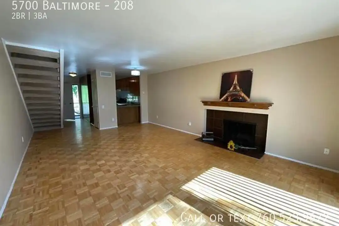 5700 Baltimore Dr - View 6