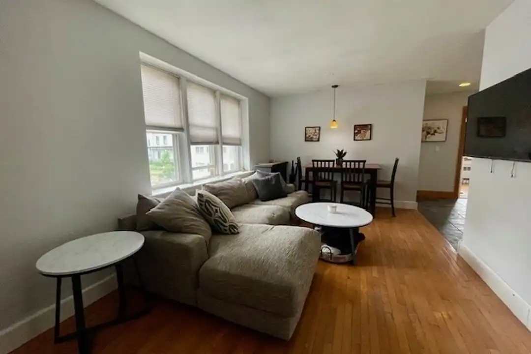 125 Farragut Rd unit 46 - More