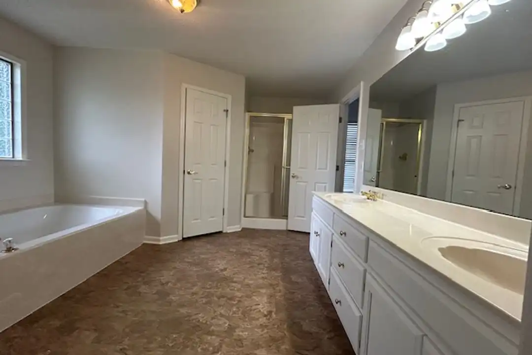 4073 Willow Glen Cir - View 6