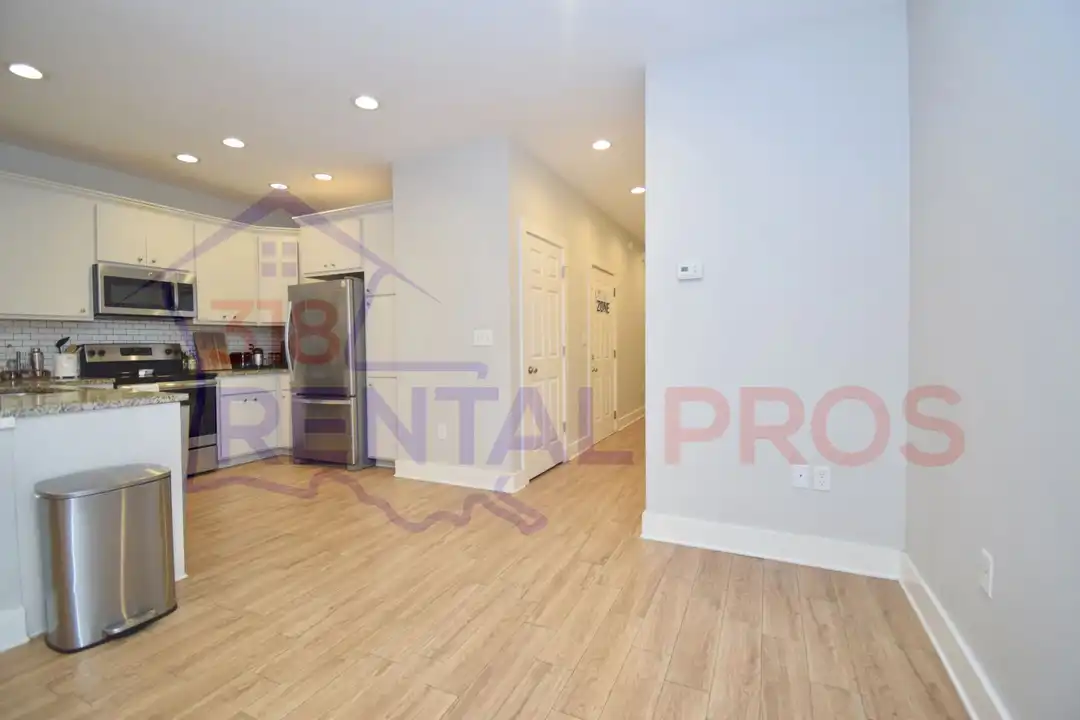 1220 E Kentucky Ave unit Unit 5 - View 3