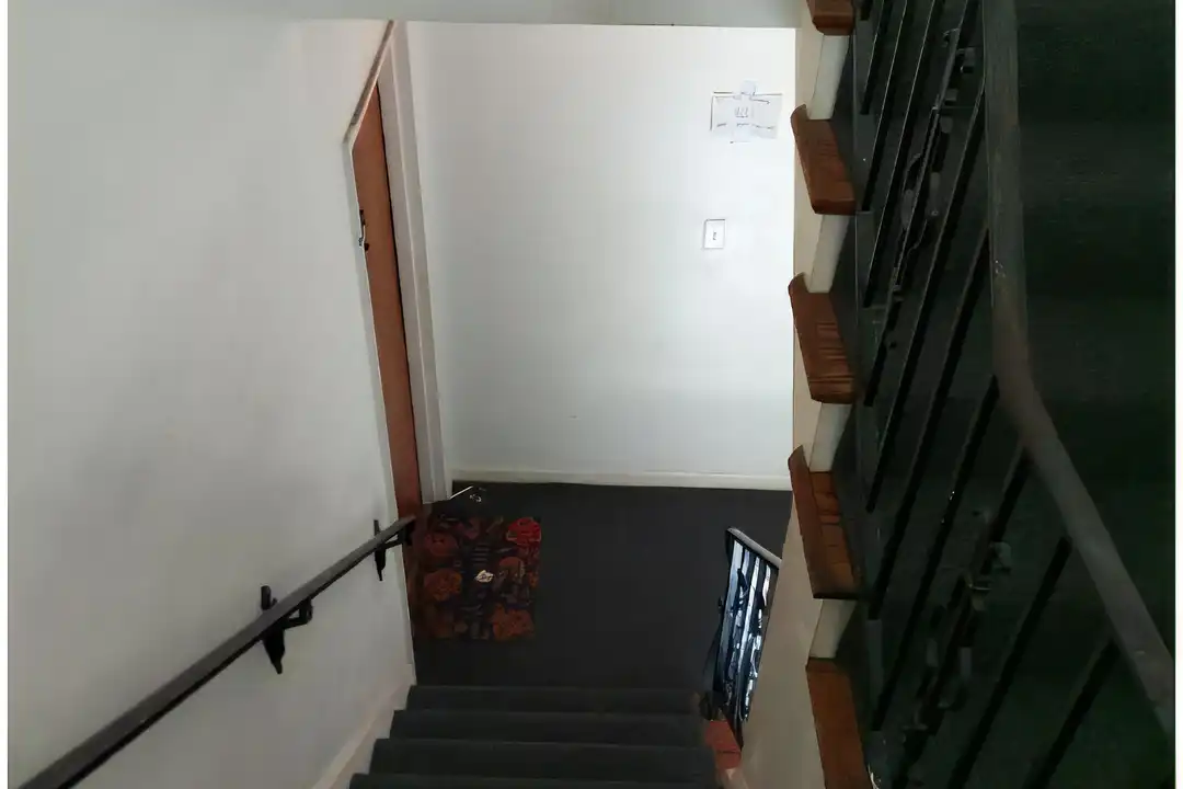 Apartment in Cincinnati, West Price Hill - View 2