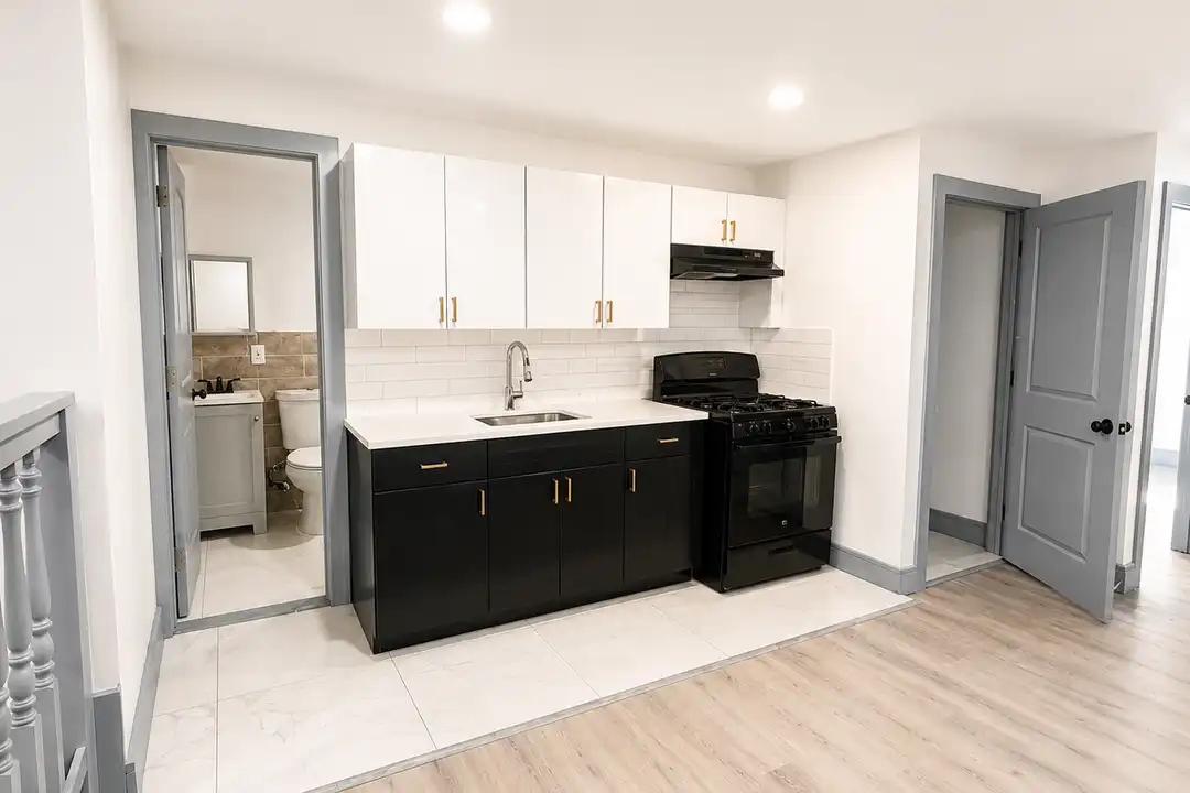 655 S 11th St unit 2C – photo 1