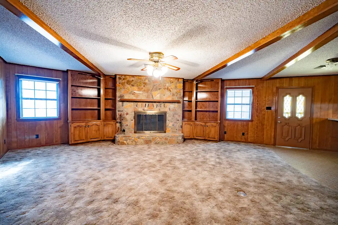 2156 Hohenwalde School Rd - More