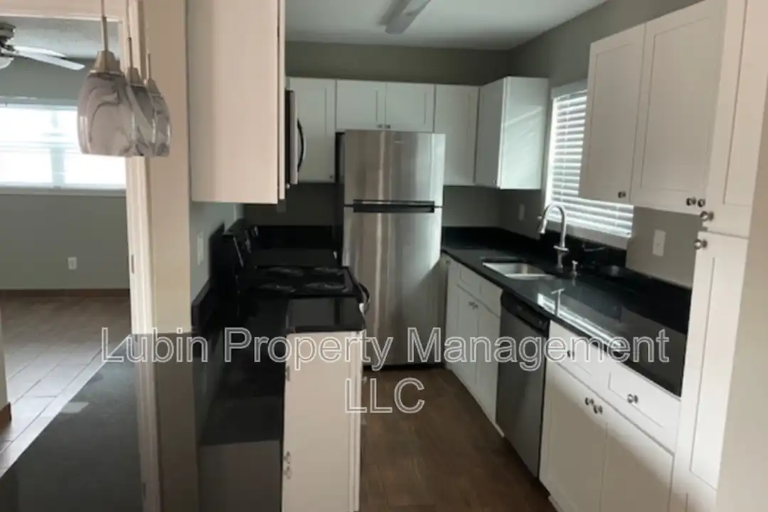 1616 Monroe Ave unit 8 - Widok 4