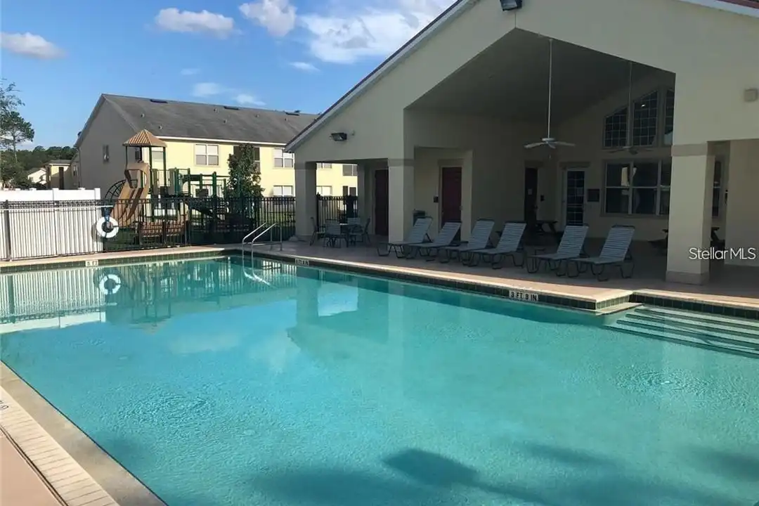 Apartment in Kissimmee - More