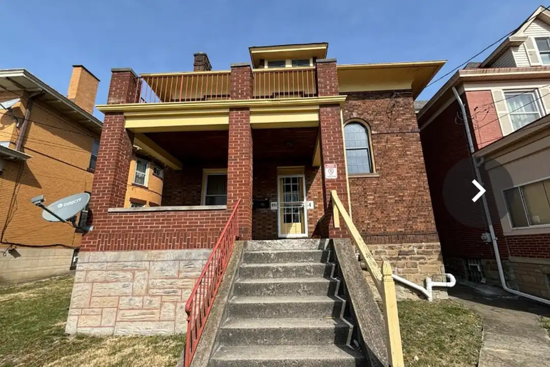 218 Giffin Ave unit 1 – photo 1
