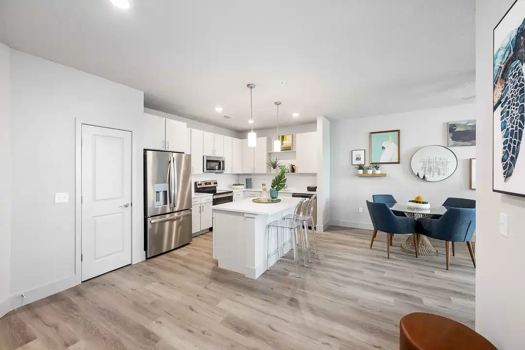 Dunson Grove Apartments – photo 1