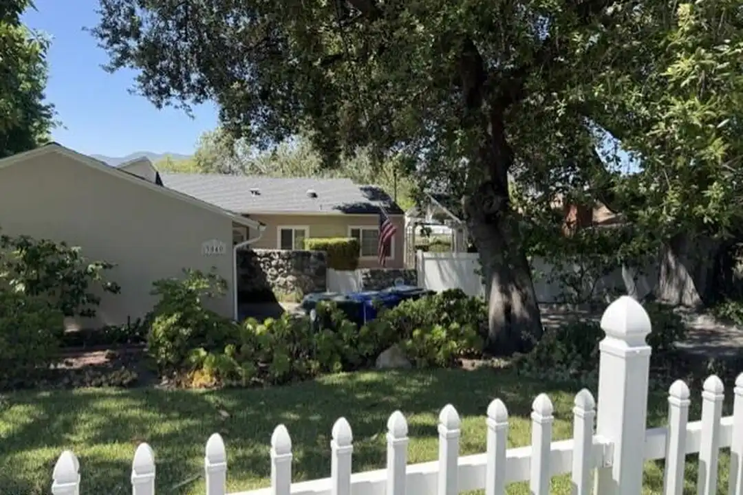 3040 Orange Ave - View 3