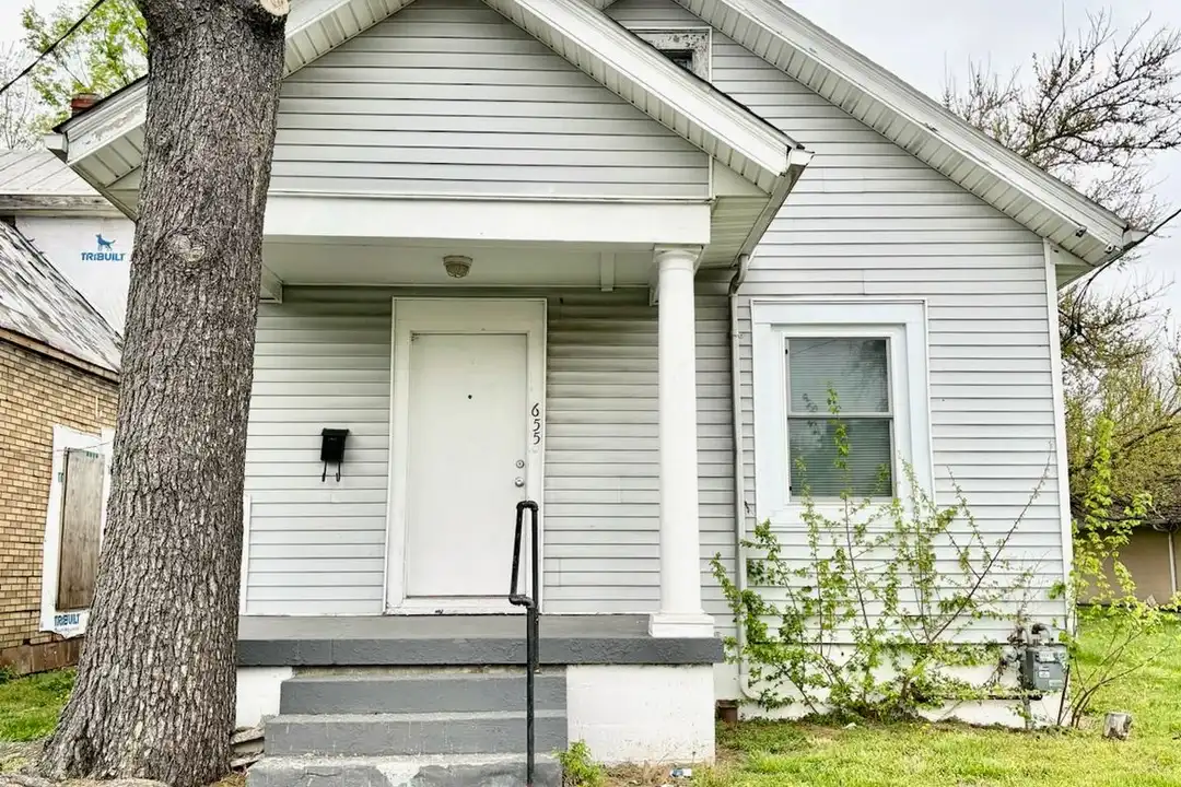 655 S 27th St – photo 1