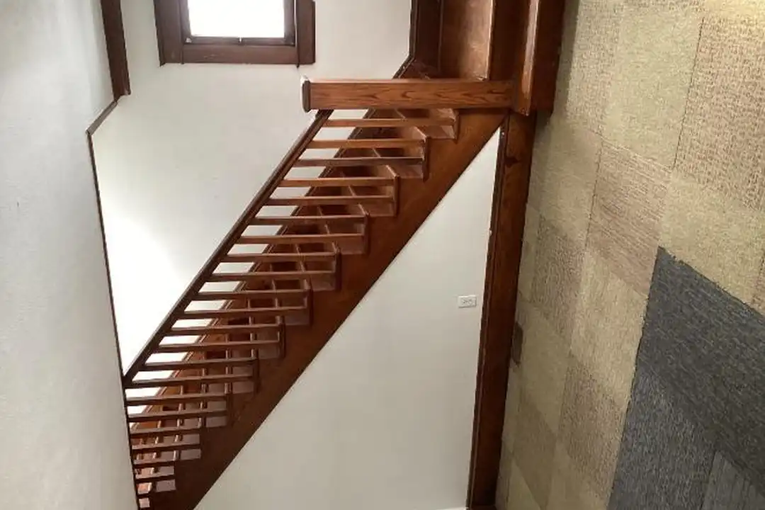 102 Hunt Ave - View 6