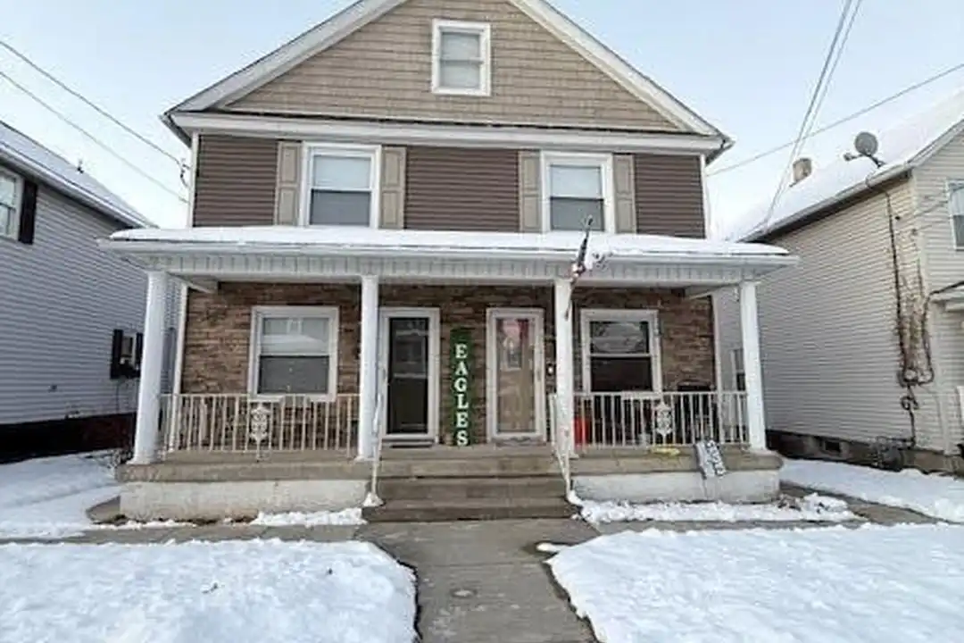 1275 Loomis Ave – photo 1 of 13