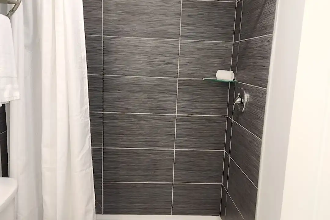 Apartment in Washington - More