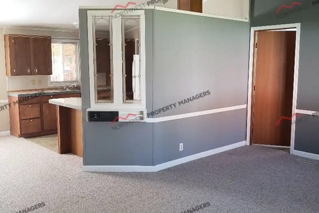 2495 NE Kresky Ave unit #165 - View 2