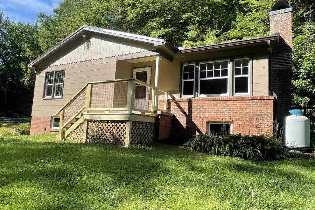 1031 Hudlin Gap Rd – photo 1 of 17