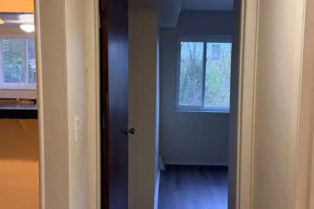 514 Guyasuta Rd unit 2 - View 4