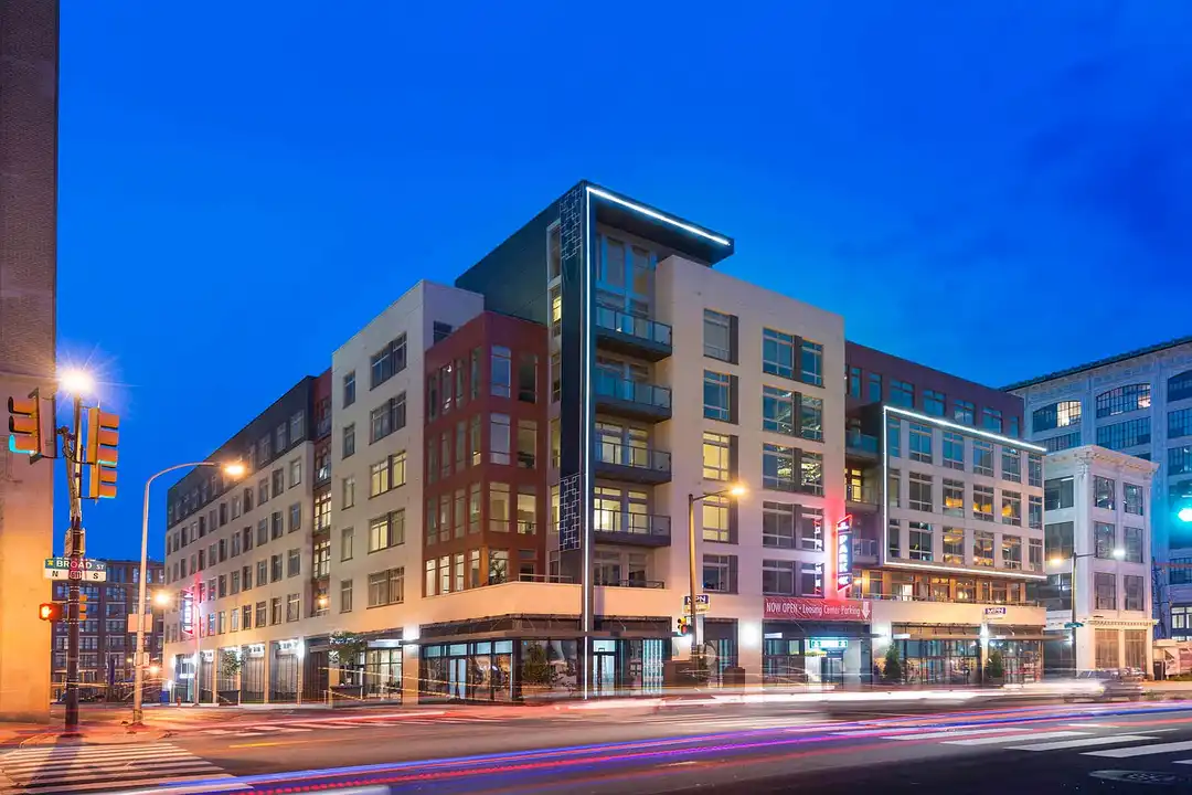 322 on North Broad – photo 1