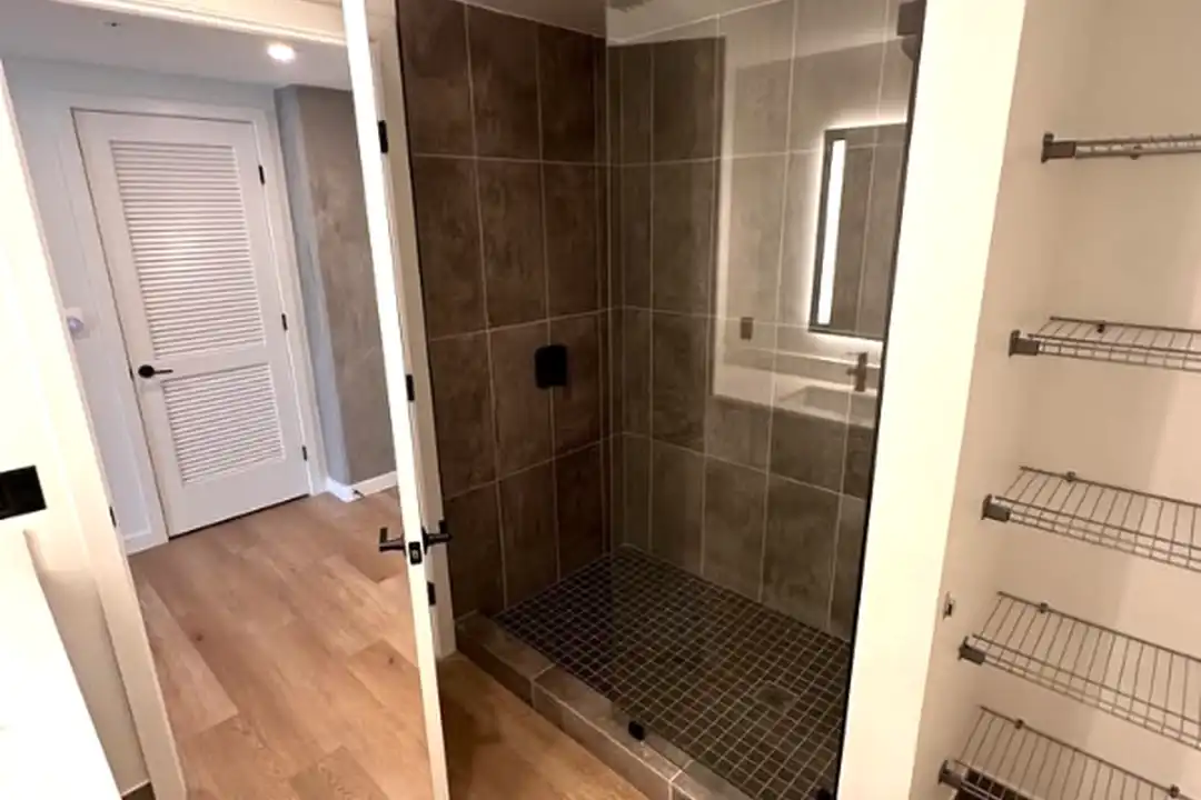 439 SW 3rd Ave unit 1411 - View 3