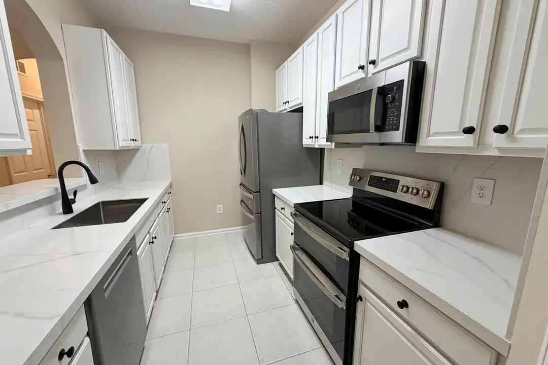 7801 Point Meadows Dr unit # 8404 – pohled 6