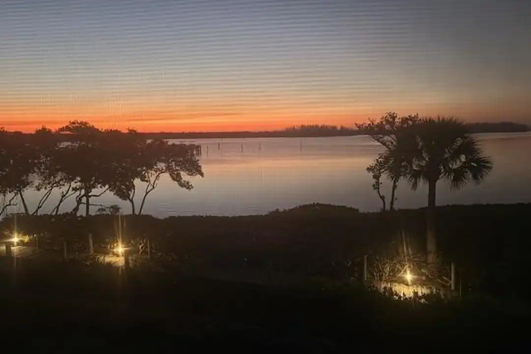 Apartment in Stuart - View 3