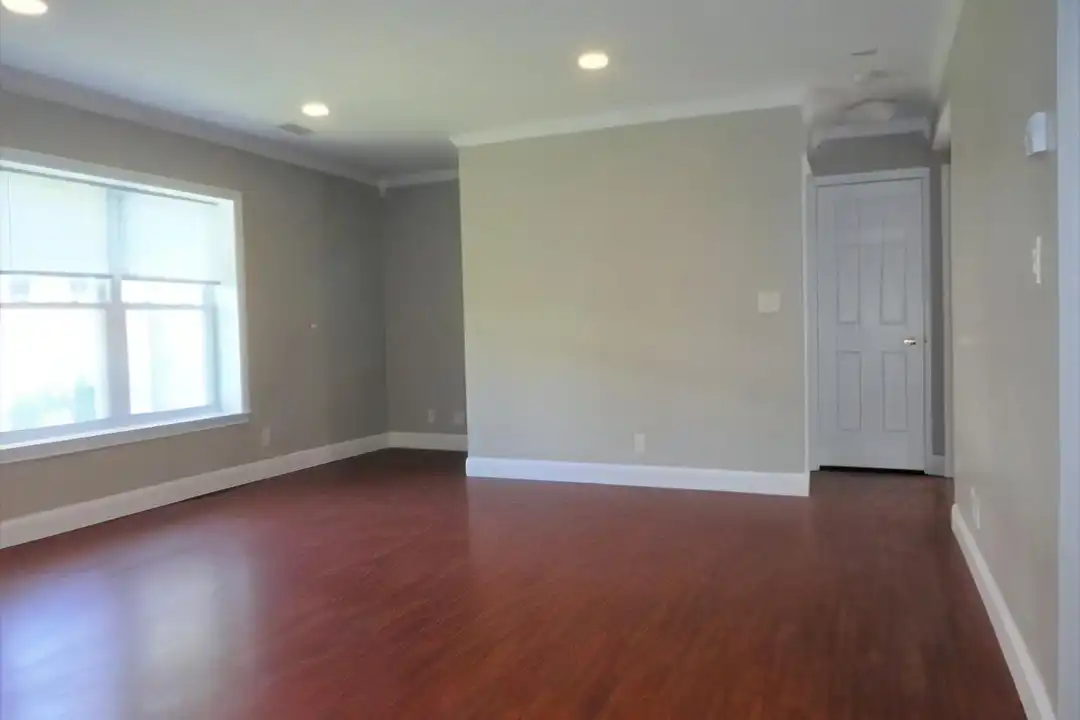 148 Newton St unit 3 - View 2
