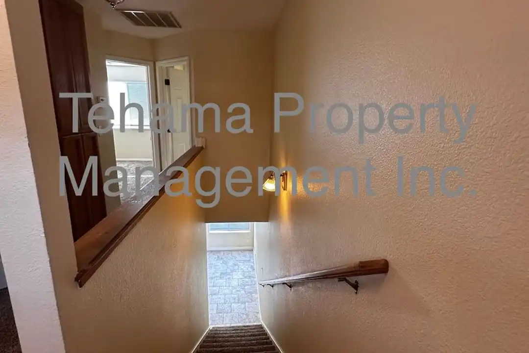 1070 Lakeside Dr unit 1070 Lakeside Dr. #1 - More