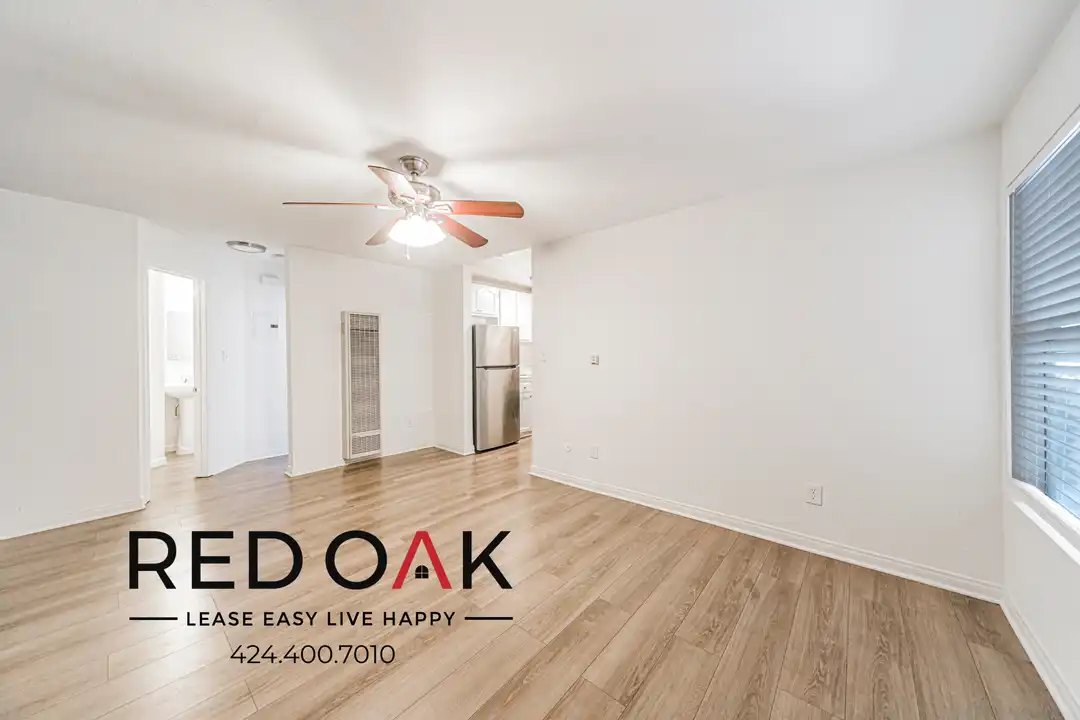 1032 Normandie Ave - View 5