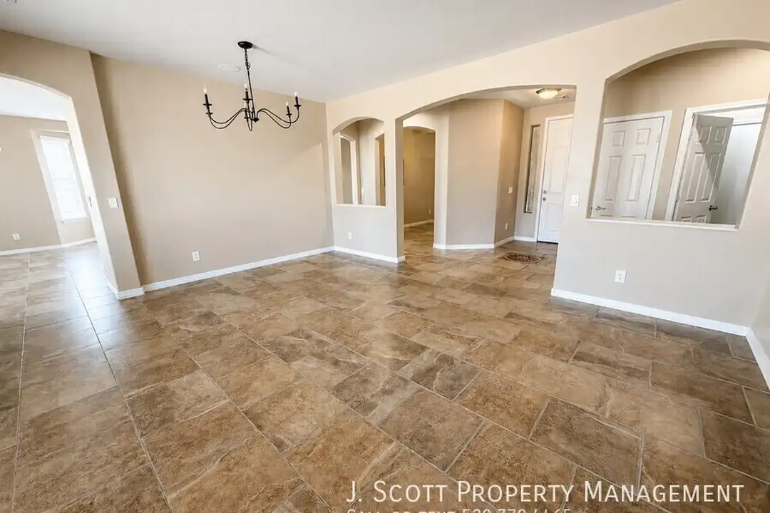 House in Phoenix, South Mountain - View 3