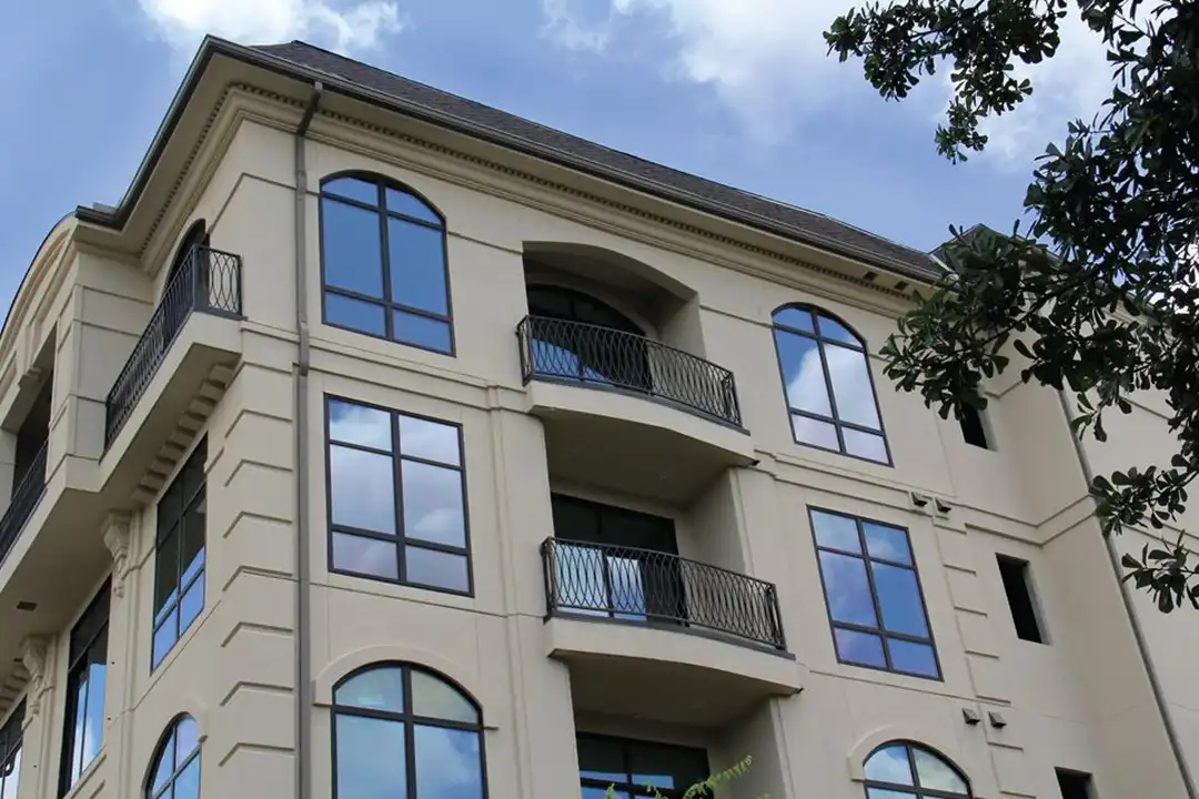 1918 W Gray St - View 3