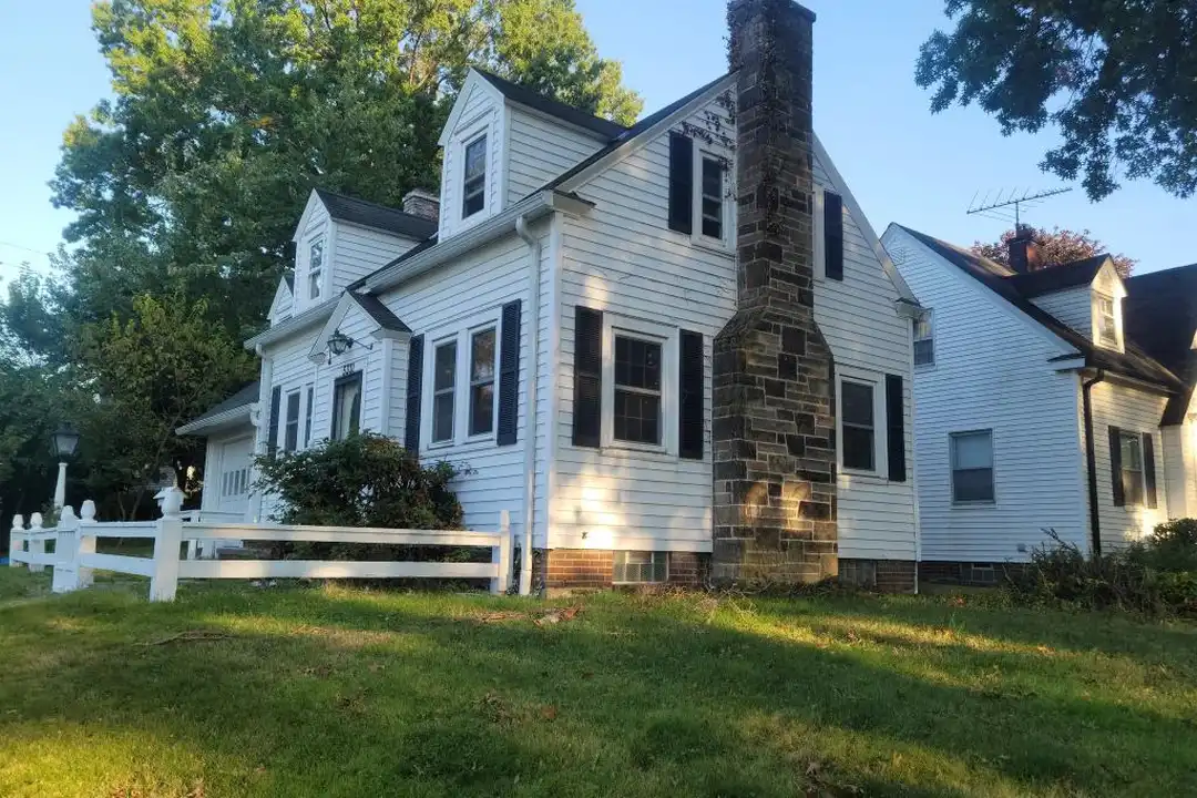 5331 South Blvd – photo 1