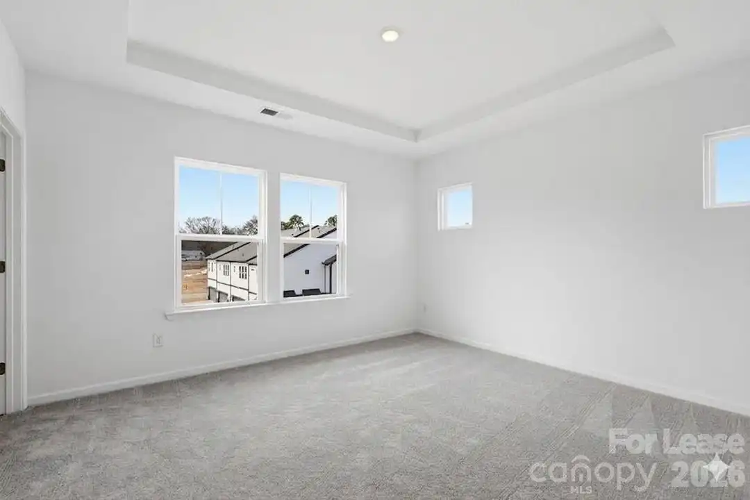 411 Silver Star Blvd - View 5