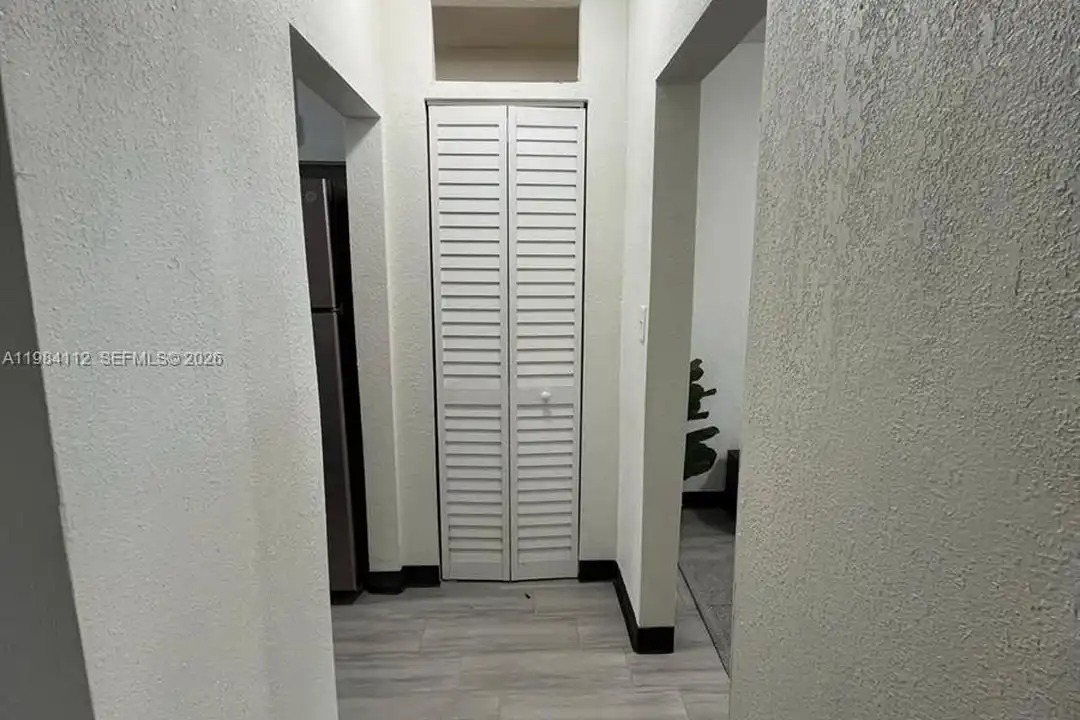 140 NW 13th St #148 1/2 - View 5