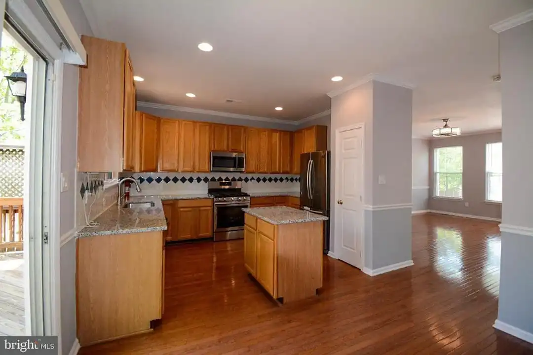 6413 McCoy Rd - View 6