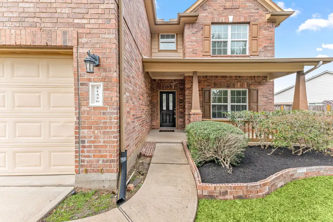 21426 Venture Park Dr - View 2