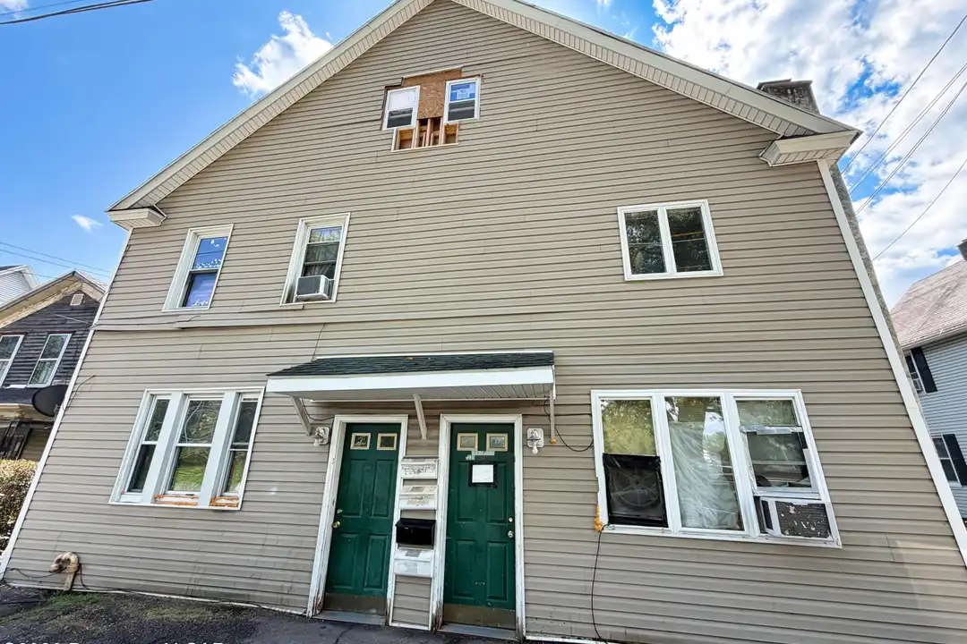 2233 Jackson St #3 – photo 1 of 8