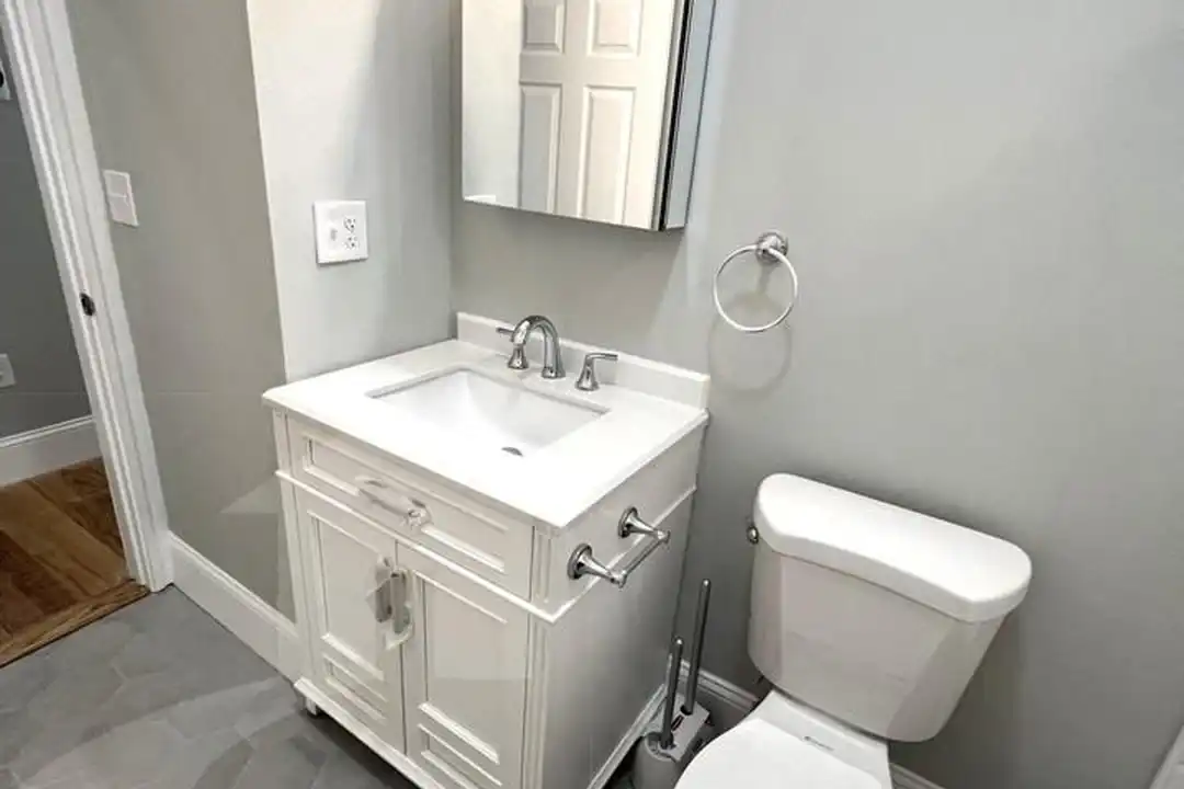 73 Pearl St unit 2 - View 5