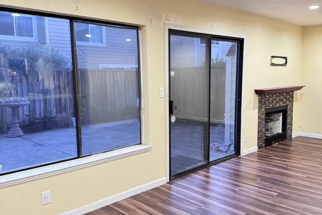 Apartment in Fremont - View 3
