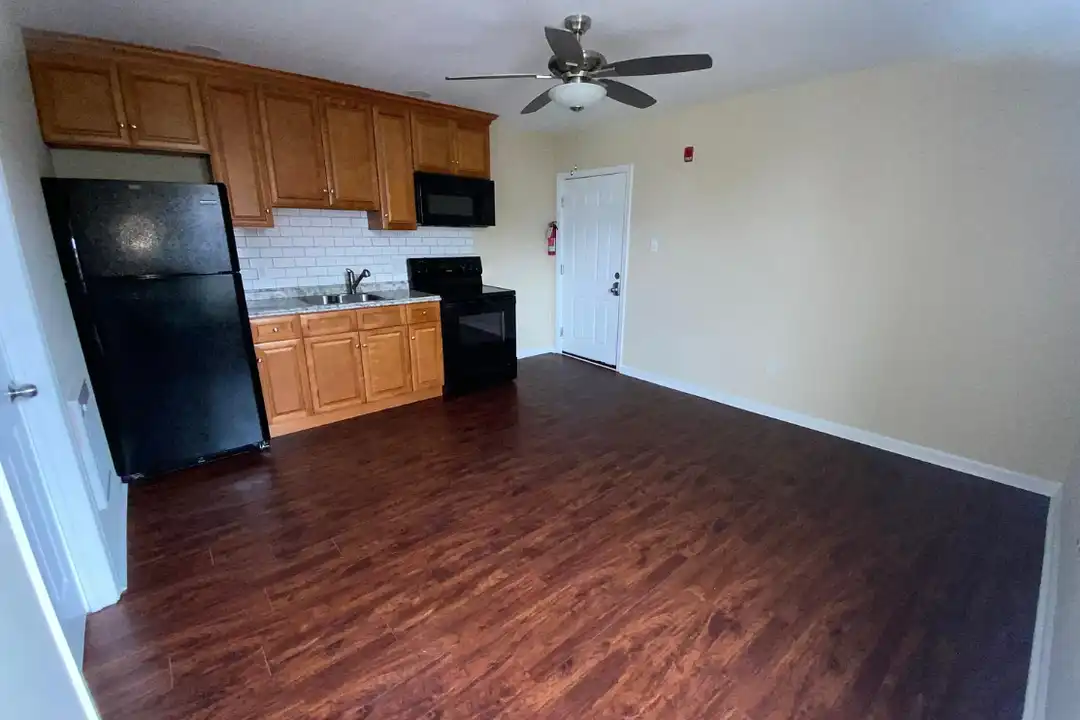Apartment in Philadelphia - View 3