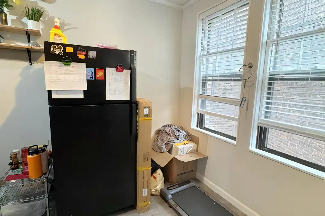 130 Sutherland Rd unit 7 - View 4