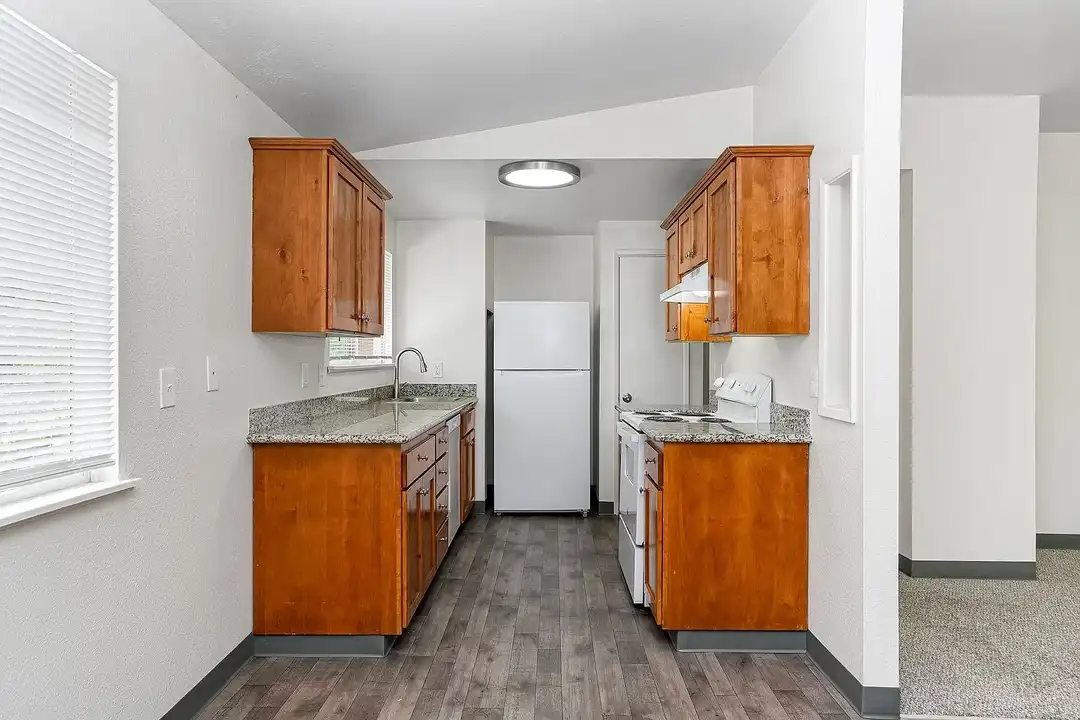 Erin Court - View 3
