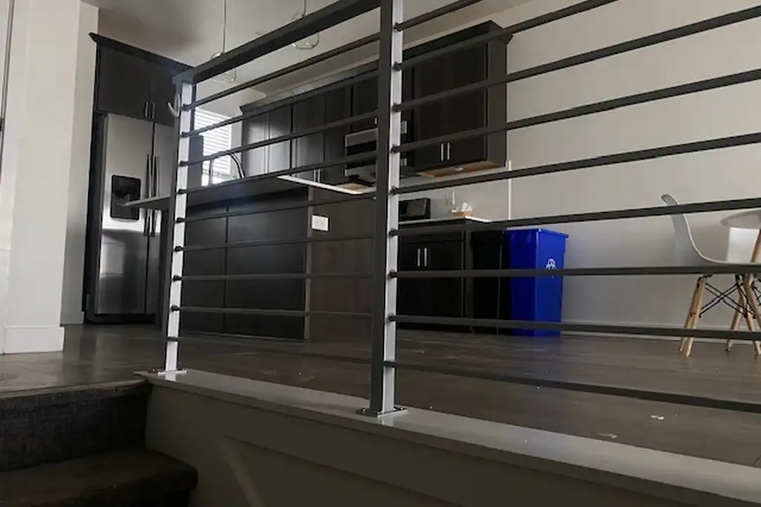 5814 W Lake Ave - View 2
