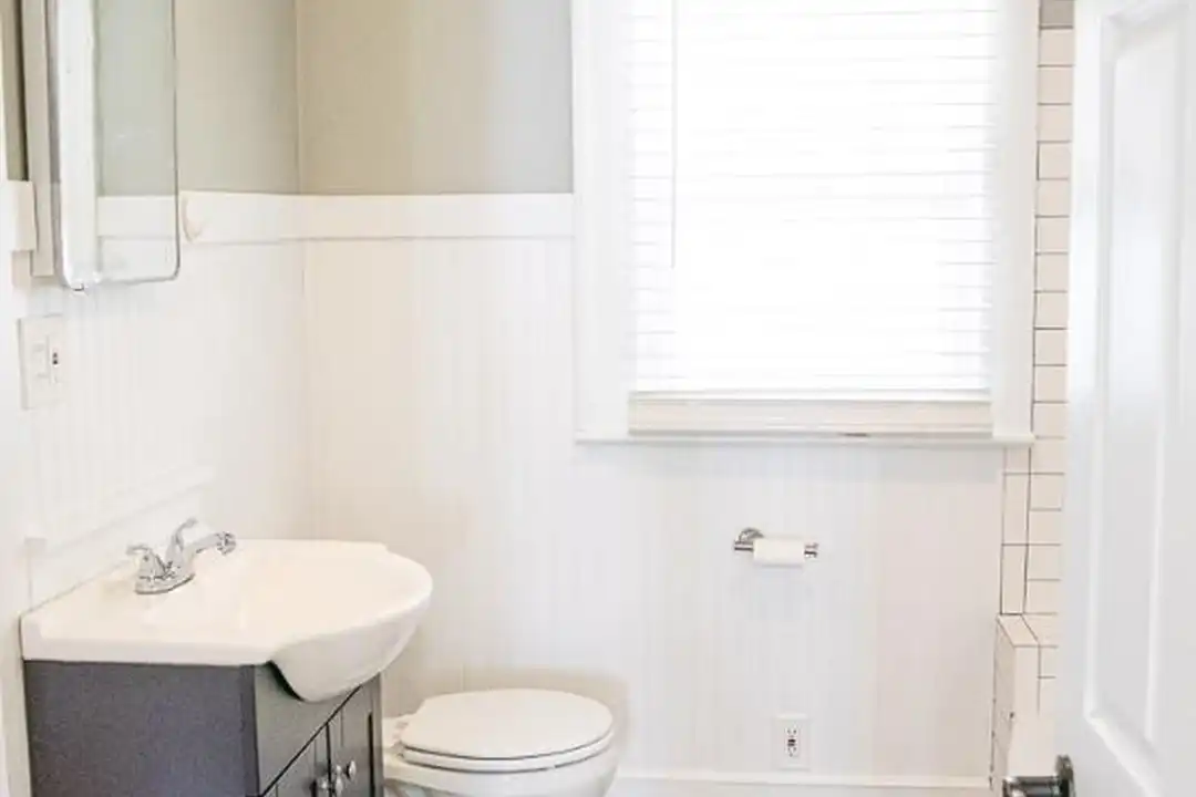 131 Carolina Ave - View 6