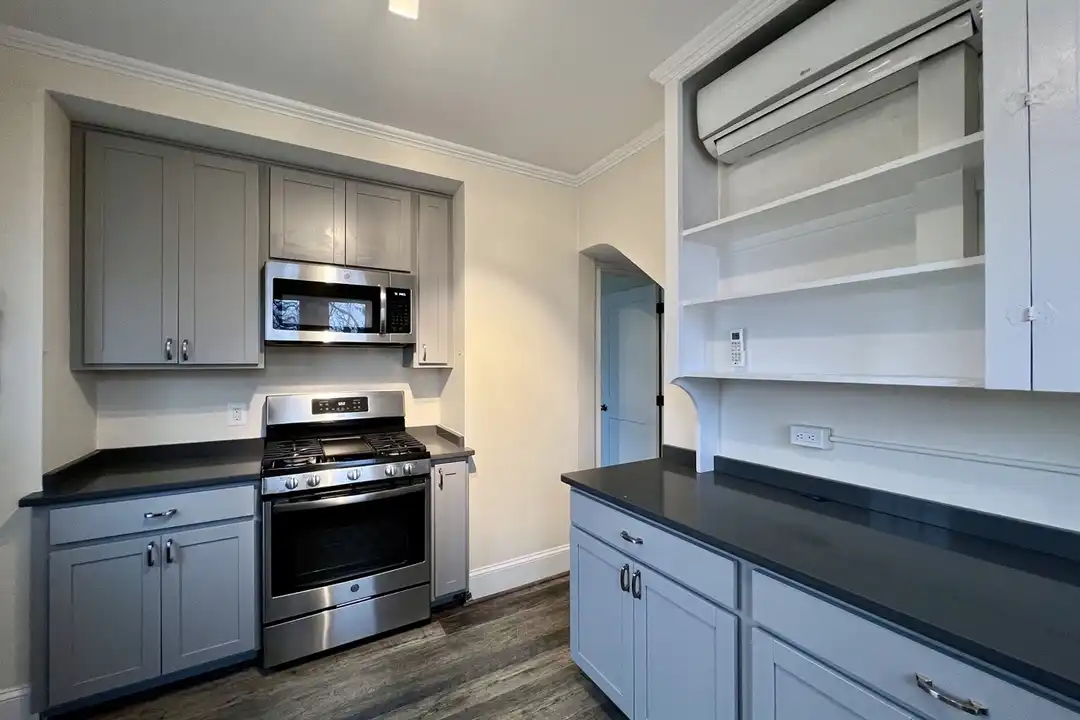 4126 Lee Hwy unit CC - View 2