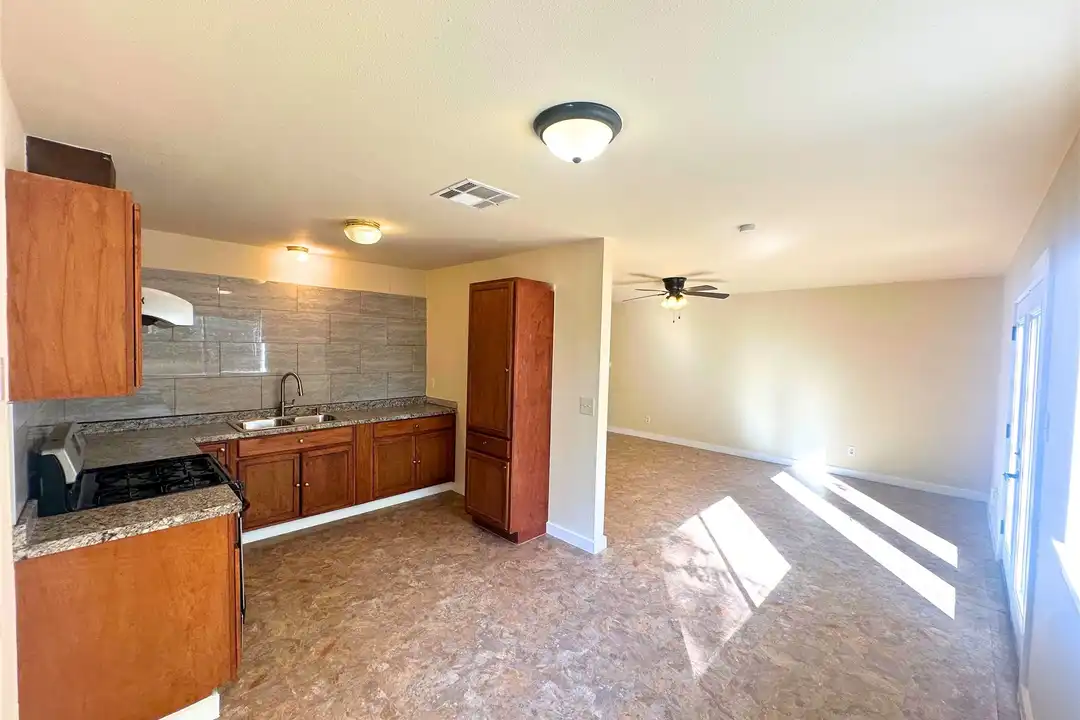 2525 Dovemeadow Dr - View 6