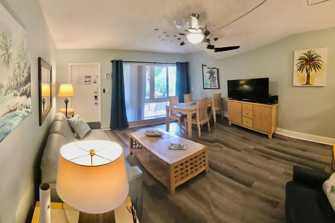 3225 NE 16th St unit 9A - More