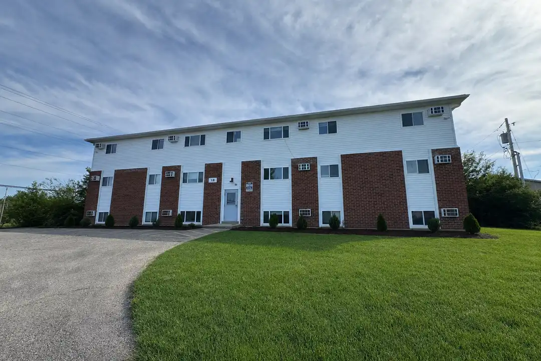 18 Beth Ln unit Unit 3 – photo 1 of 11