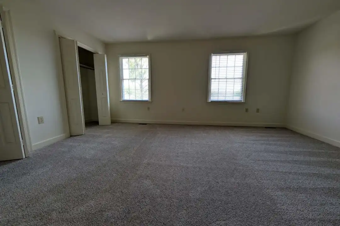 105 Equestrian Dr #105 - More