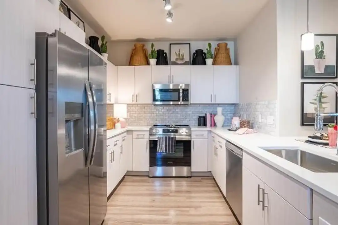 7355 S Wilmot Rd - View 3