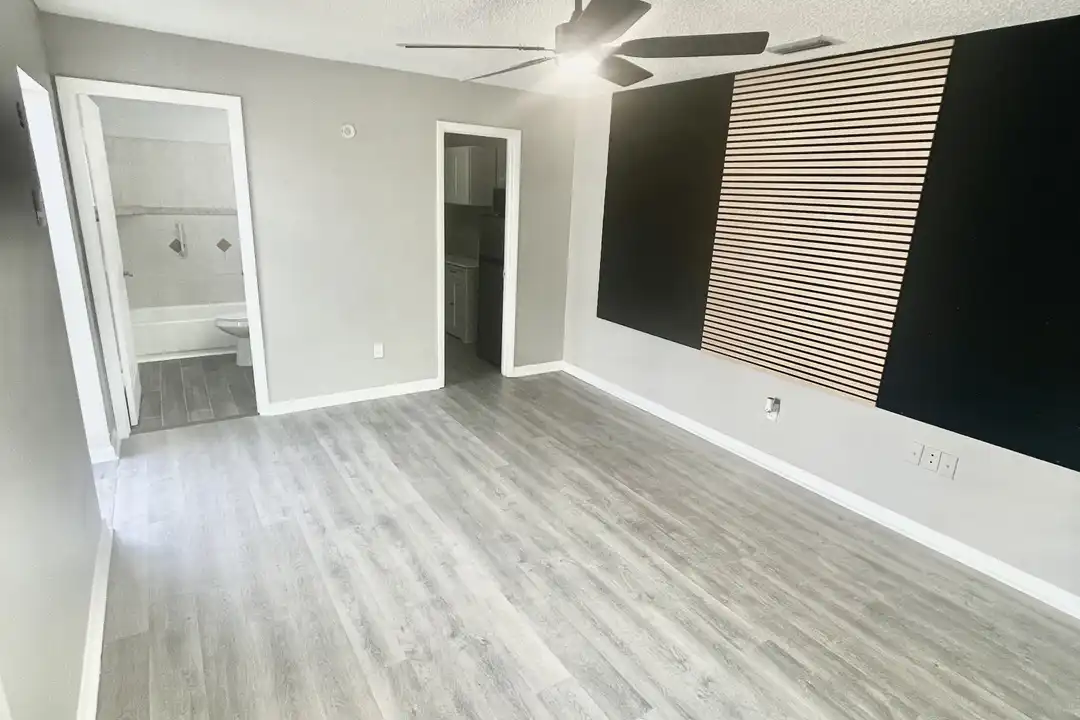 4243 Deltona Blvd unit 2 - View 3