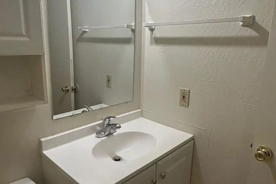 531 Pomona Ave unit 531 #24 - View 3